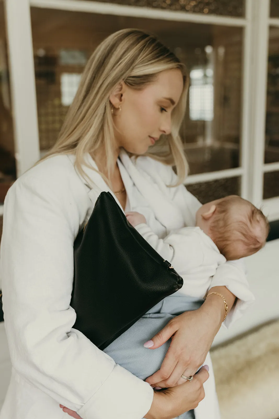 OiOi Nappy Changing Pouch - Black Dimple Vegan Leather